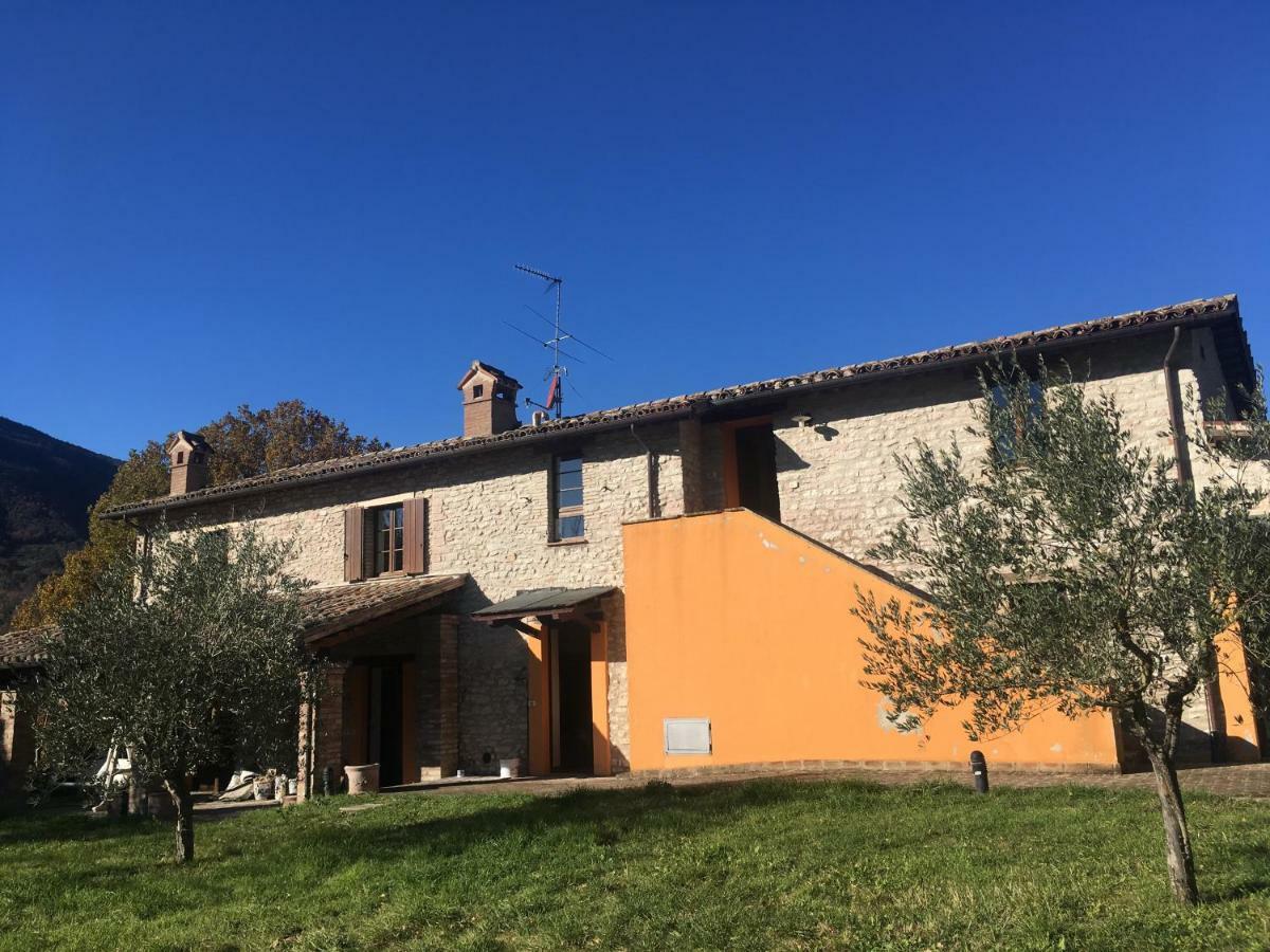 Hotel Casa Vinto Cagli Exterior foto