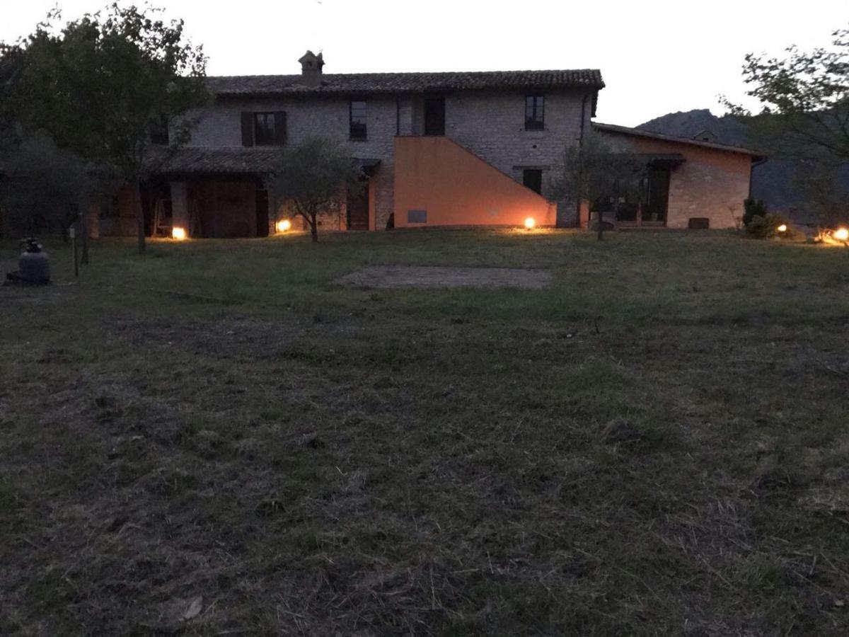 Hotel Casa Vinto Cagli Exterior foto